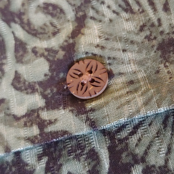 Tommy Bahama 100% Silk Koi Graphic Button Down Shirt Size XL - Picture 5 of 6